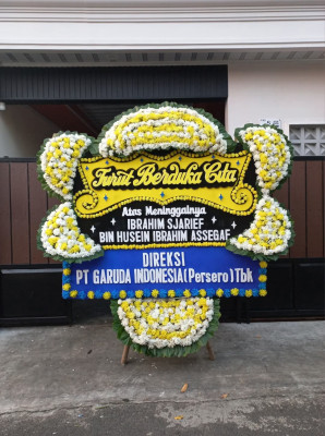 Papan Bunga Duka di Sinar Rambang